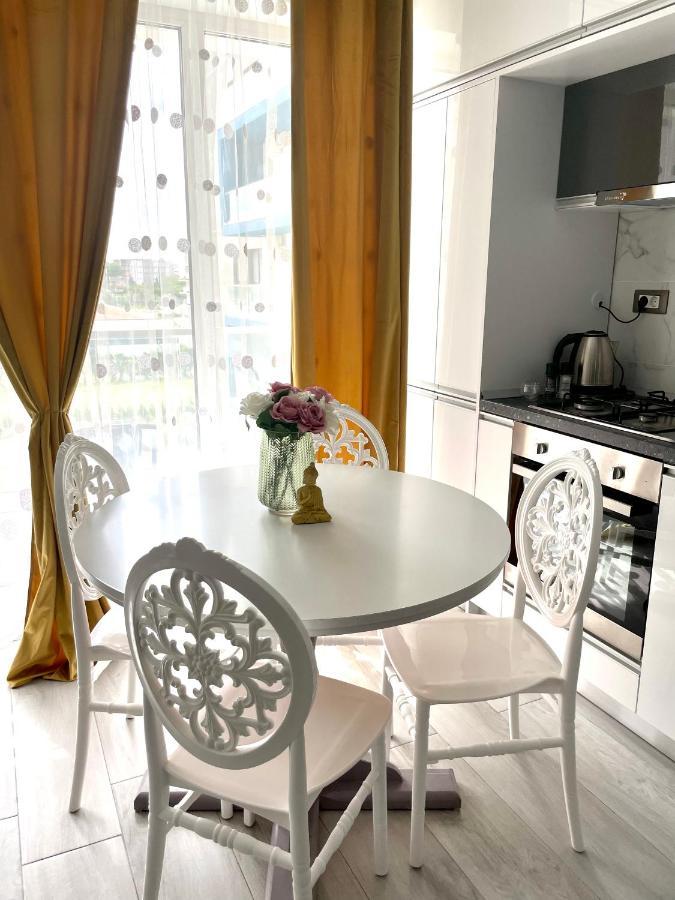 Appartamento Dominic 2 Beds 1 Sofa Parking Pool Apartament By Alezzi Nord10 Năvodari Esterno foto