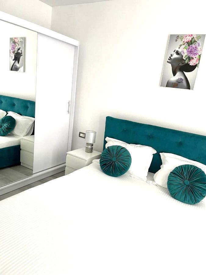 Appartamento Dominic 2 Beds 1 Sofa Parking Pool Apartament By Alezzi Nord10 Năvodari Esterno foto