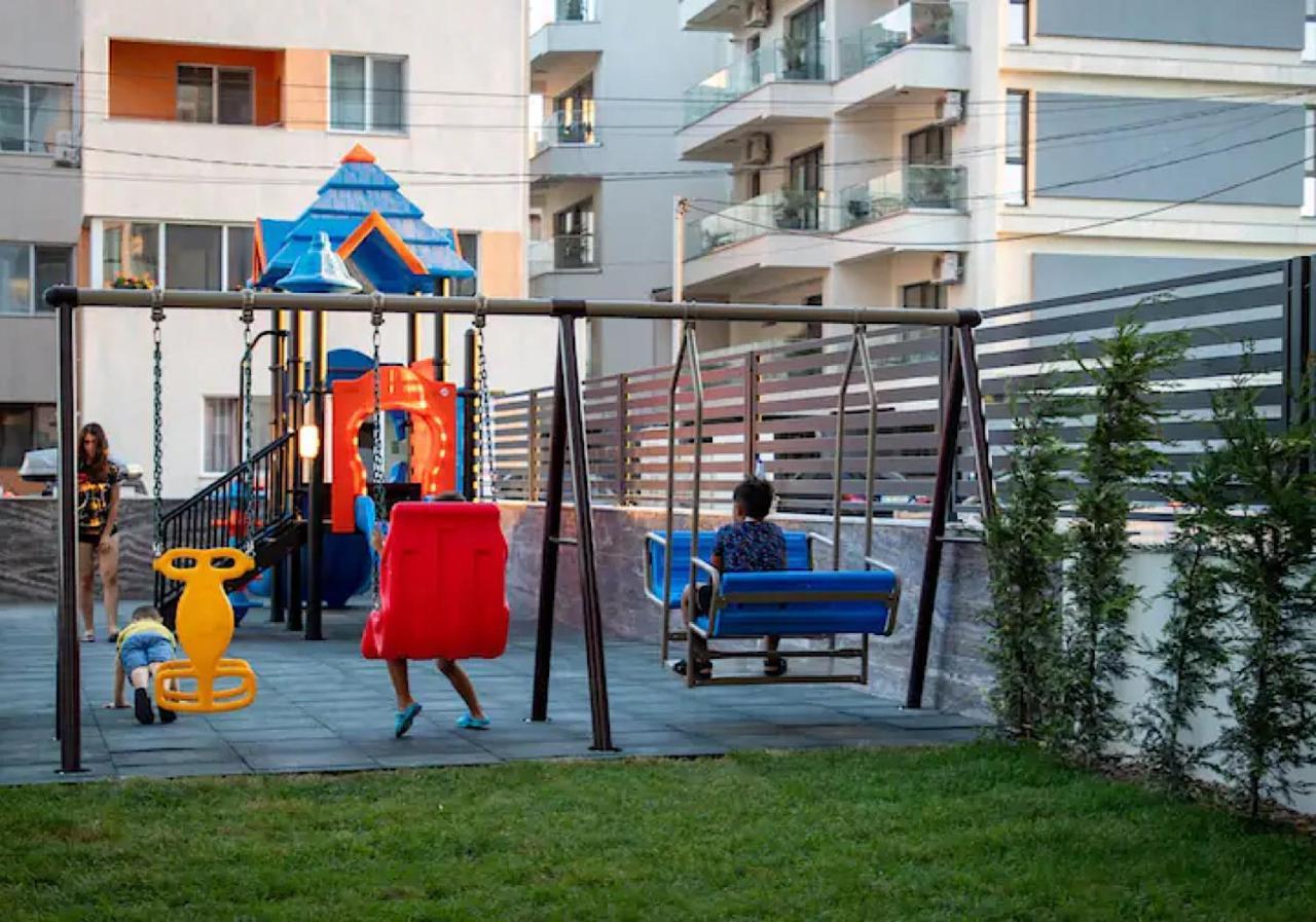 Appartamento Dominic 2 Beds 1 Sofa Parking Pool Apartament By Alezzi Nord10 Năvodari Esterno foto